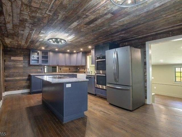 House for sale in Glenwood, New Jersey