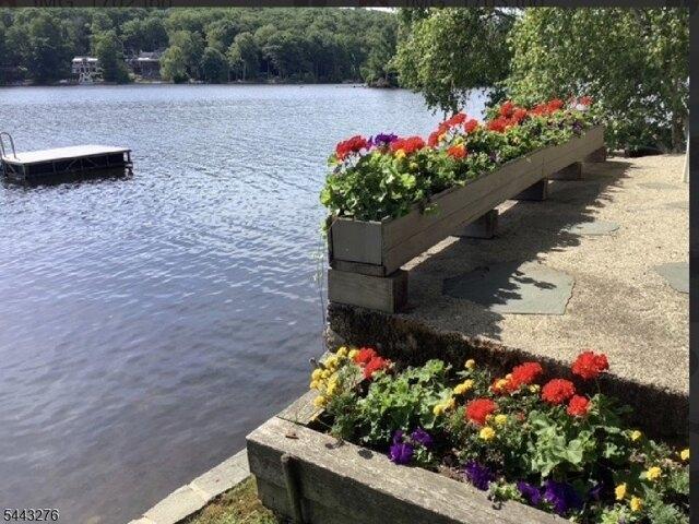 House for sale in Glenwood, New Jersey