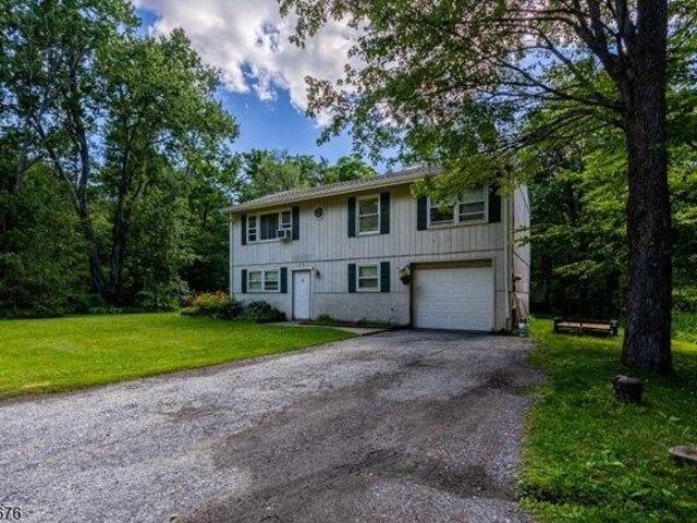 House for sale in Highland Lakes Country Club, Vernon Township