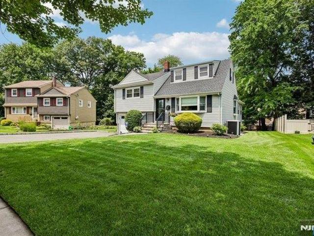House for sale in Verona, New Jersey