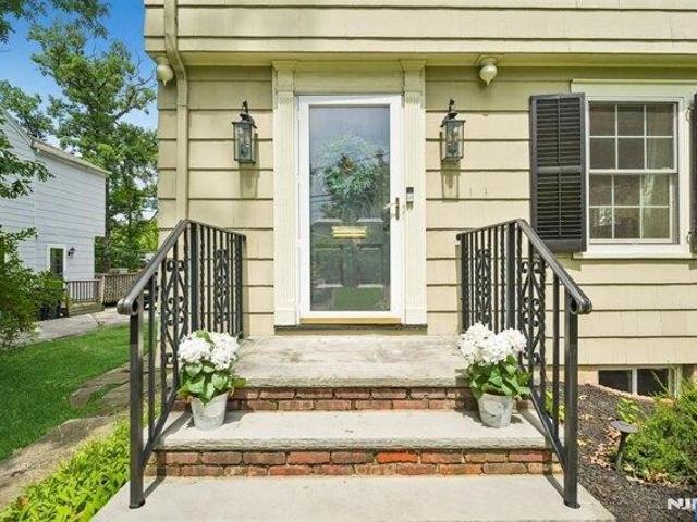 House for sale in Verona, New Jersey