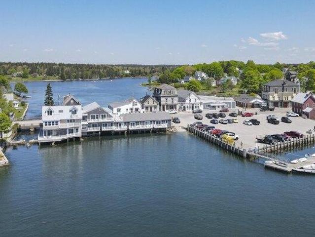 House for sale in Vinalhaven, Maine