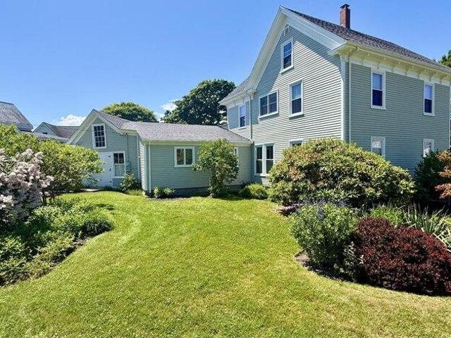 House for sale in Vinalhaven, Maine