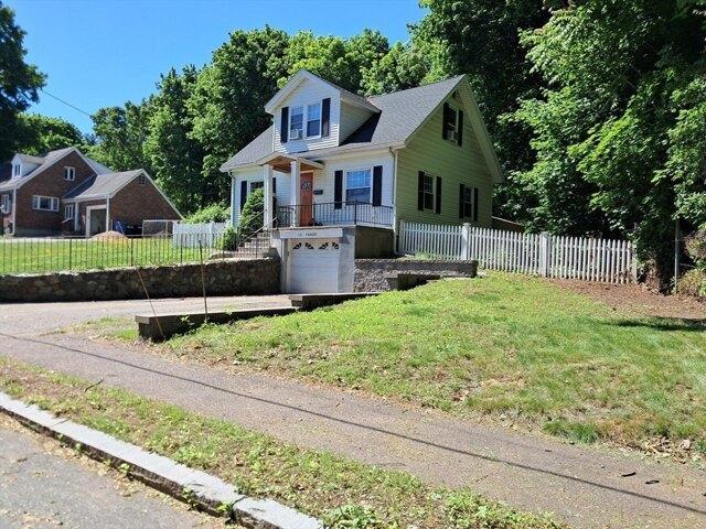 House for sale in Wakefield, Massachusetts