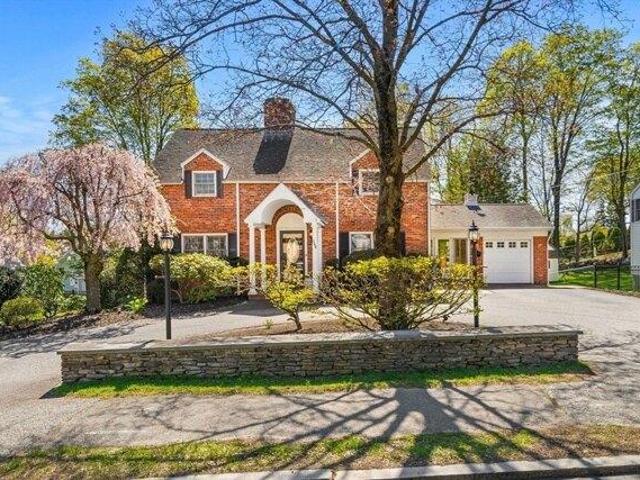 House for sale in Wakefield, Massachusetts