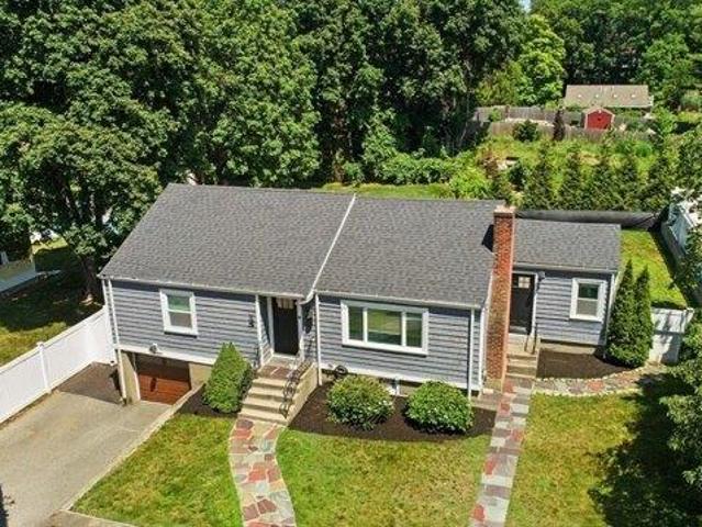 House for sale in Wakefield, Massachusetts