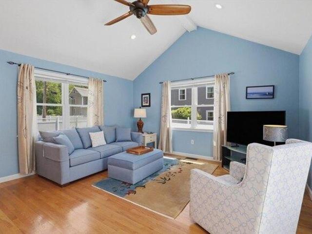 House for sale in Wakefield, Massachusetts
