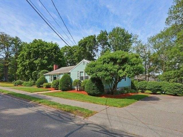 House for sale in Wakefield, Massachusetts