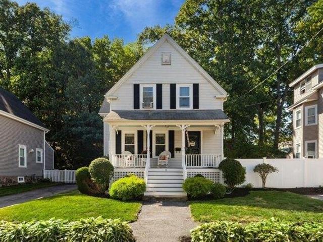 House for sale in Wakefield Junction, Wakefield