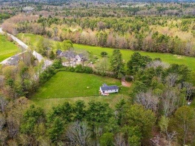 House for sale in Waldoboro, Maine
