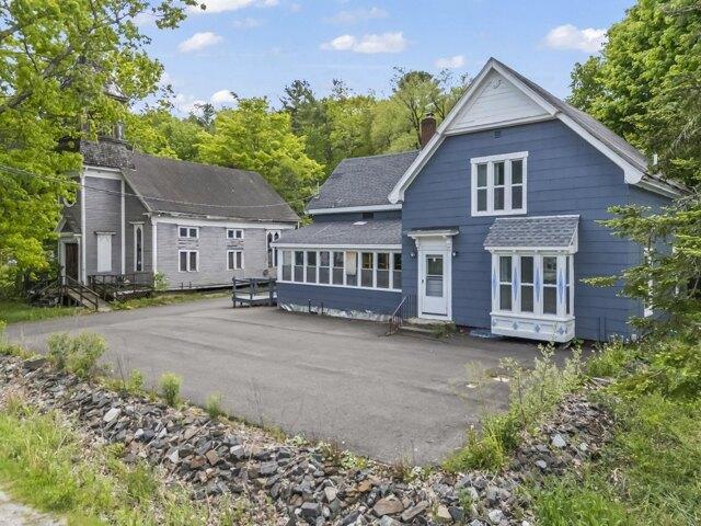 House for sale in Waldoboro, Maine
