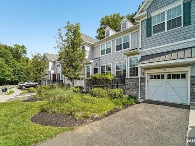 House for sale in Waldwick, New Jersey