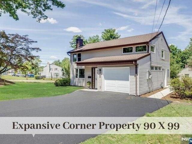 House for sale in Waldwick, New Jersey