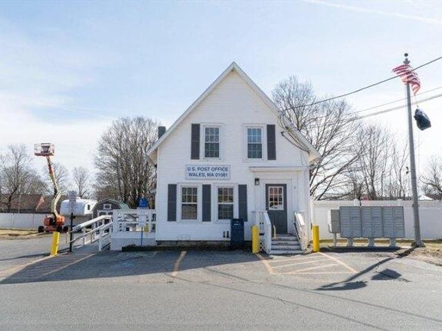 House for sale in Hampden, Massachusetts