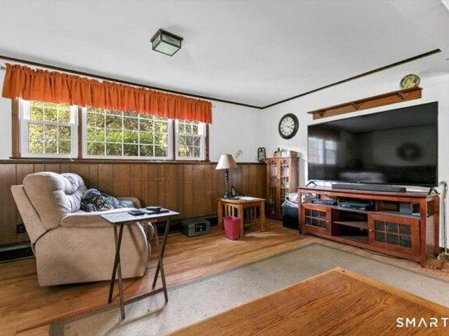 House for sale in Wallingford, Connecticut