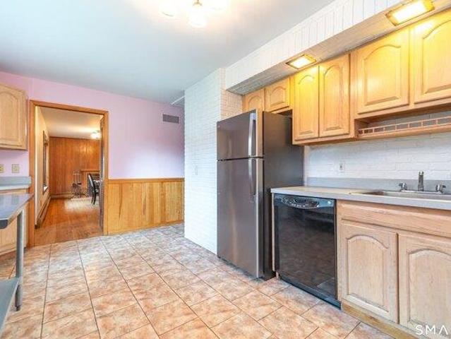House for sale in Wallingford, Connecticut