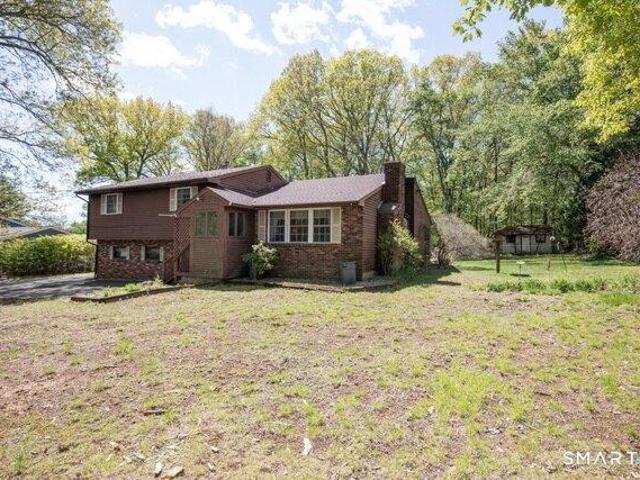 House for sale in Wallingford, Connecticut