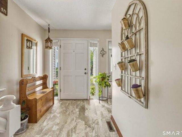 House for sale in Wallingford, Connecticut