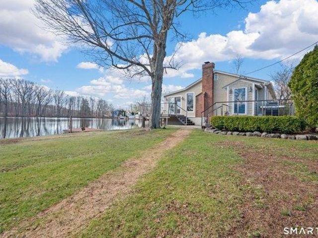House for sale in Wallingford, South Central Connecticut Planning Region