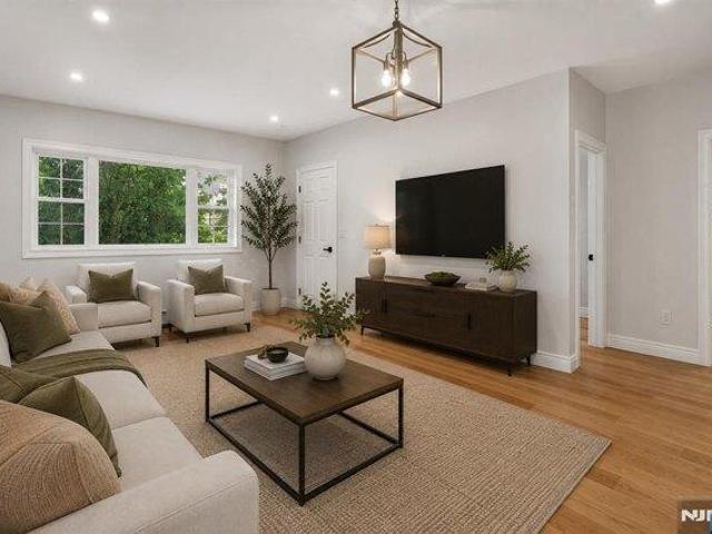 House for sale in Wallington, New Jersey
