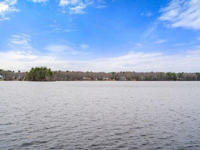 House for sale in Walpole, Massachusetts