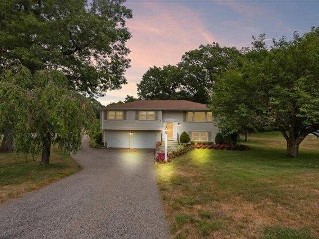 House for sale in Walpole, Massachusetts