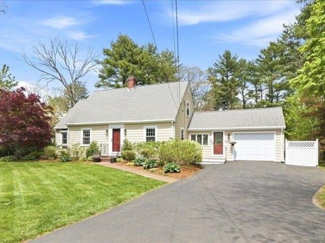 House for sale in Walpole, Massachusetts