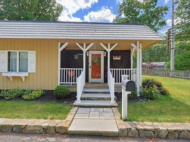 House for sale in Walpole, Massachusetts