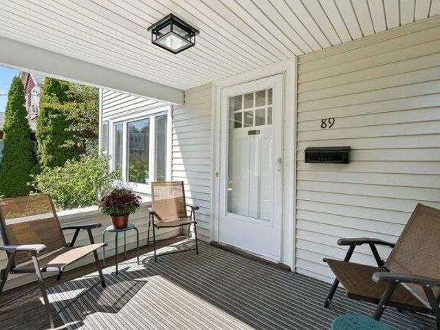 House for sale in West End, Waltham
