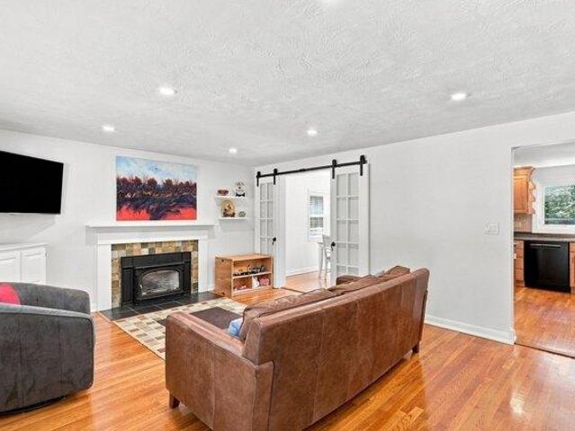 House for sale in Cedarwood, Waltham