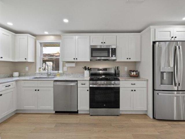 House for sale in Wareham, Plymouth County