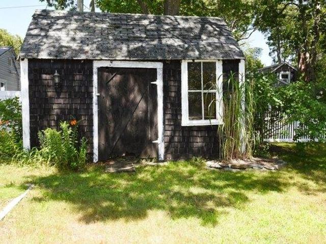 House for sale in Point Independence, Wareham