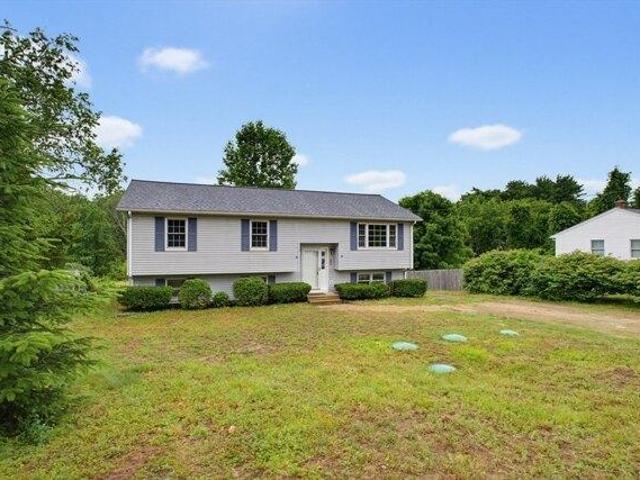 House for sale in Warren, Massachusetts