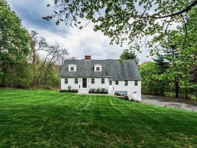 House for sale in Warren, Massachusetts