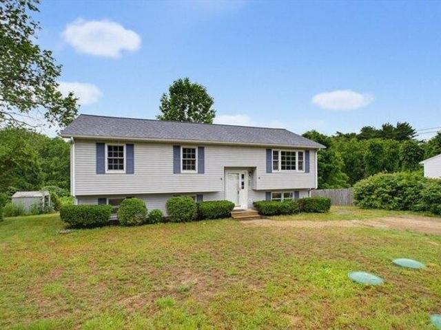 House for sale in Warren, Massachusetts