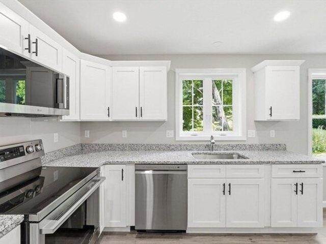 House for sale in Warren, Massachusetts