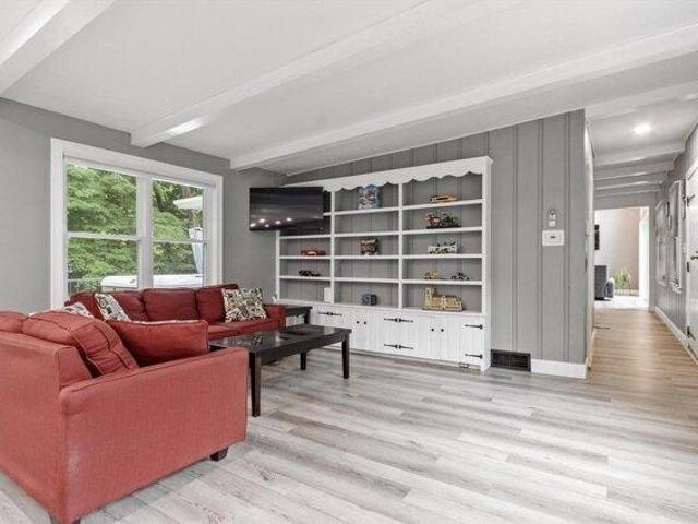 House for sale in Warren, Massachusetts