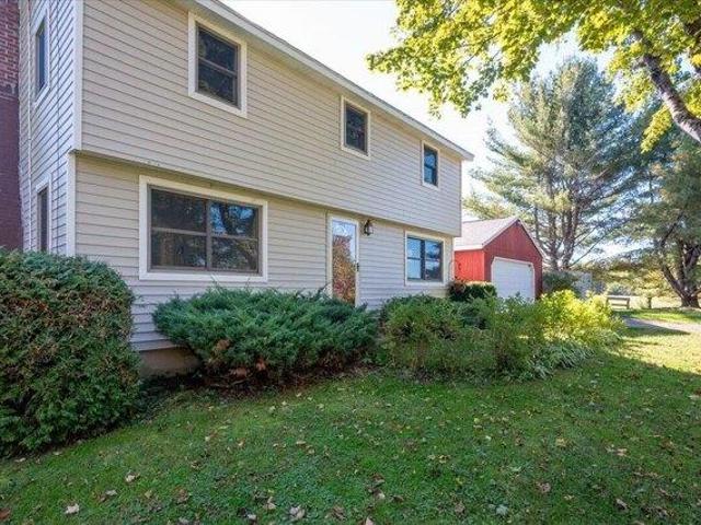 House for sale in Warren, Maine