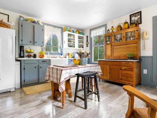 House for sale in Warren, Maine