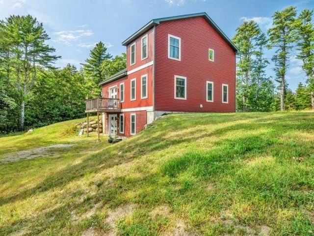 House for sale in Warren, Maine