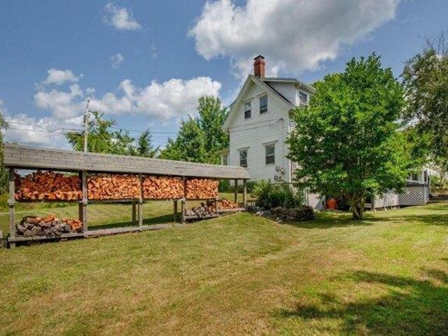 House for sale in South Warren, Warren
