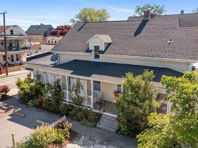 House for sale in Warren, Rhode Island