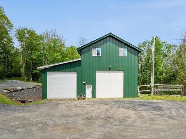 House for sale in Warren, Vermont