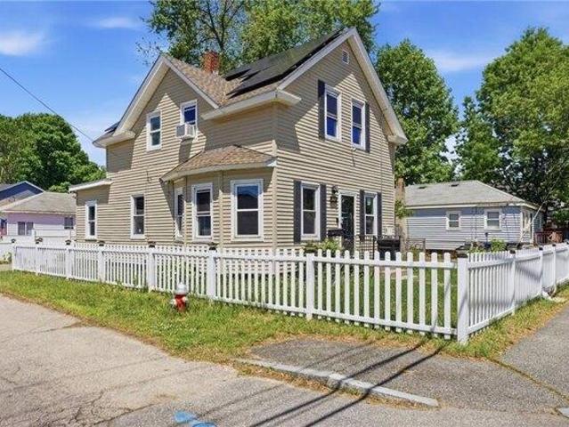 House for sale in Warwick, Rhode Island