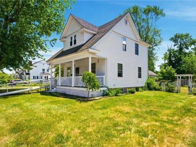 House for sale in Warwick, Rhode Island