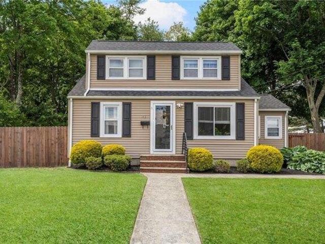 House for sale in Warwick, Rhode Island