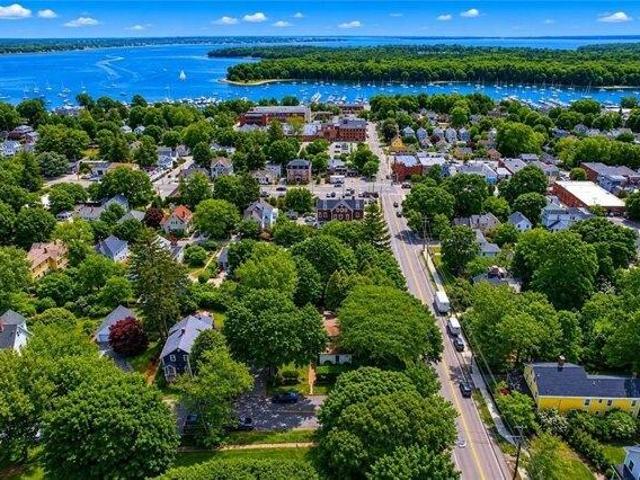 House for sale in East Greenwich, Rhode Island