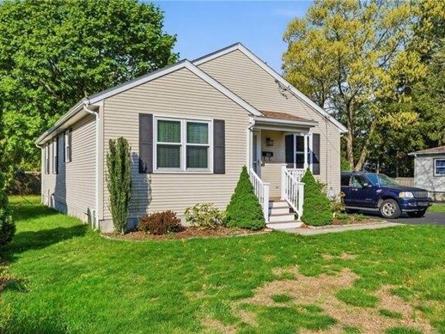 House for sale in Warwick, Rhode Island