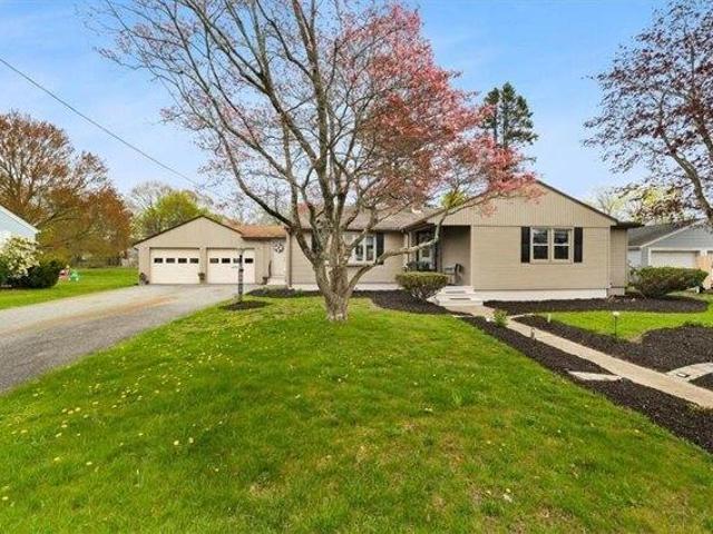 House for sale in Warwick, Rhode Island