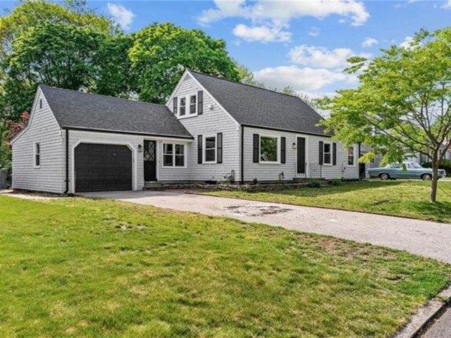 House for sale in Warwick, Rhode Island